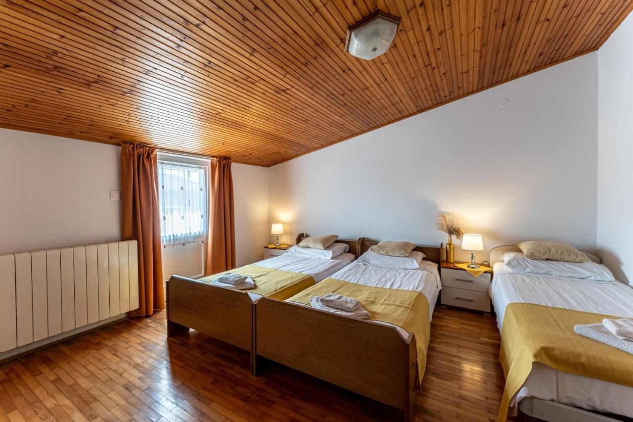 Apartmani Mirela Banjole Exterior photo